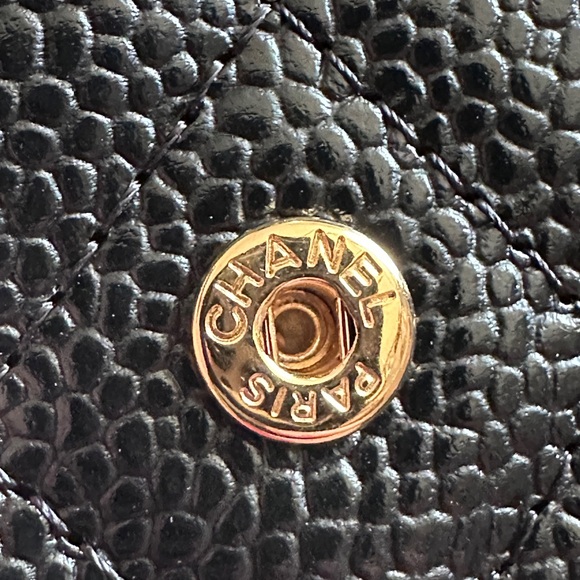 CHANEL Classic Flap Card Holder – Black Caviar Leather | Gold Hardware - Picture 10 of 15